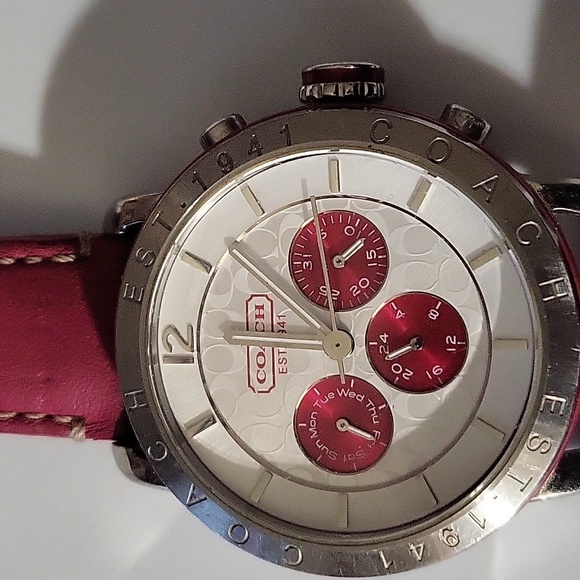 Coach Watch - Picture 3 of 6